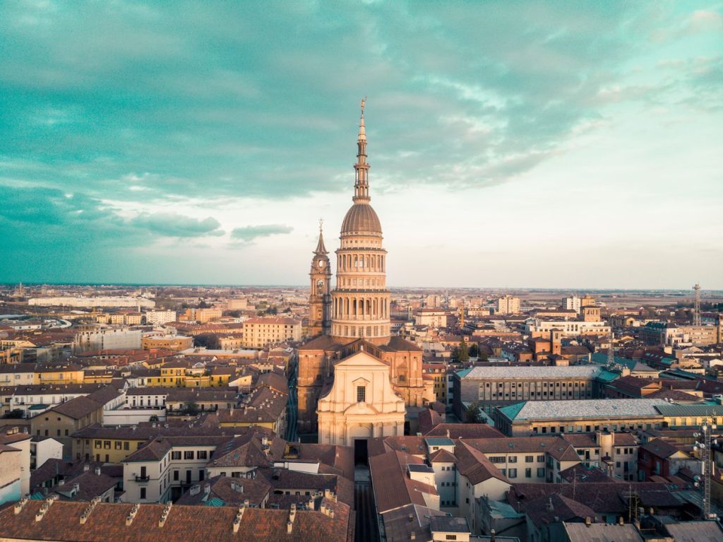 Basilica di San Gaudenzio, incontri a Novara