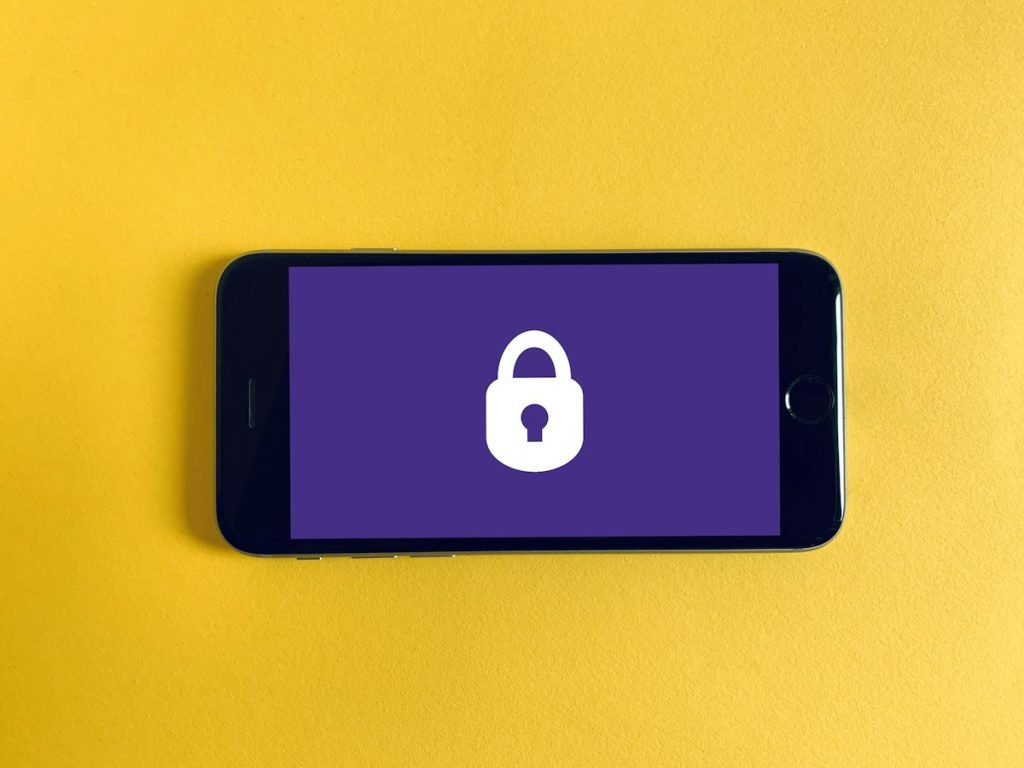 Telefono con lucchetto per la privacy
